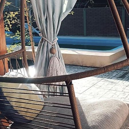 Casa Olivia- Alojamiento Con Piscina - Aeropuerto إيزيزا المظهر الخارجي الصورة