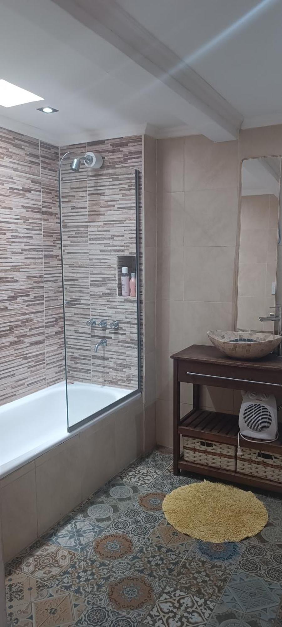 Casa Olivia- Alojamiento Con Piscina - Aeropuerto إيزيزا المظهر الخارجي الصورة